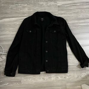 Forever 21 Black jean jacket size 13/14